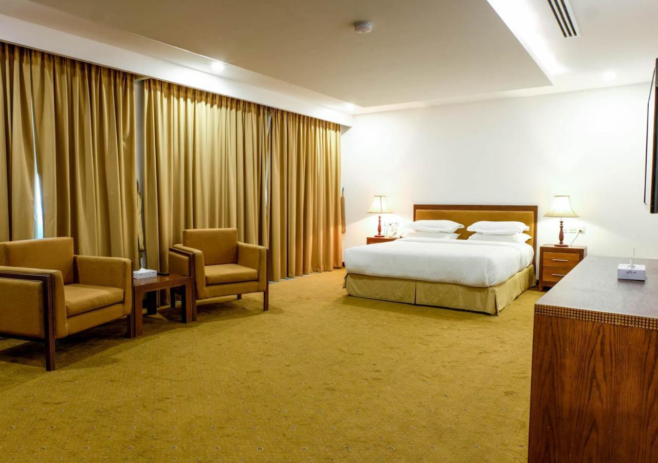 Karan Sharq For Hotel Apartment Jubail Exterior photo